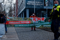 15. März 2021 - Protest gegen Mercosur Handelsabkommen zwischen EU und Brasilien vor der brasilianischen Botschaft in Berlin